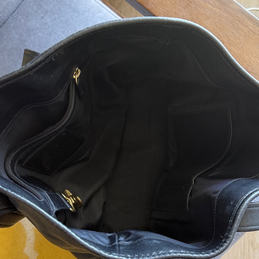 Coach Black Leather Tote Bag - Picture 3 of 4